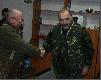 Prezes Micha� otrzyma� od Tadysa pami�tkowy kieliszek na smyczy