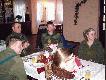 Cz�onkowie K� "Ry�" usiedli w naro�niku
