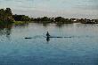 Mimo dw�ch ps�w Lu.dzie musia� jedn� z kaczek aportowa� sam... Chocia� pies mu stara� sie pom�c jak umia�!
