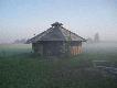 My�liwski sza�as otulony porann� mg�� 
