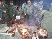 Kie�baska "na ognisku" w lesie . PIERWSZORZ�DNA!