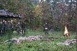 Raport �owczego z wyniku polowania. W tle fotografuje Fotogamrat'owa - wytrwa�a uczestniczka �ow�w.