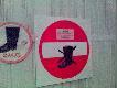 Jak na lokal dla my�liwych i wedkarzy przysta�o- zakaz wchodzenia w gumowcach